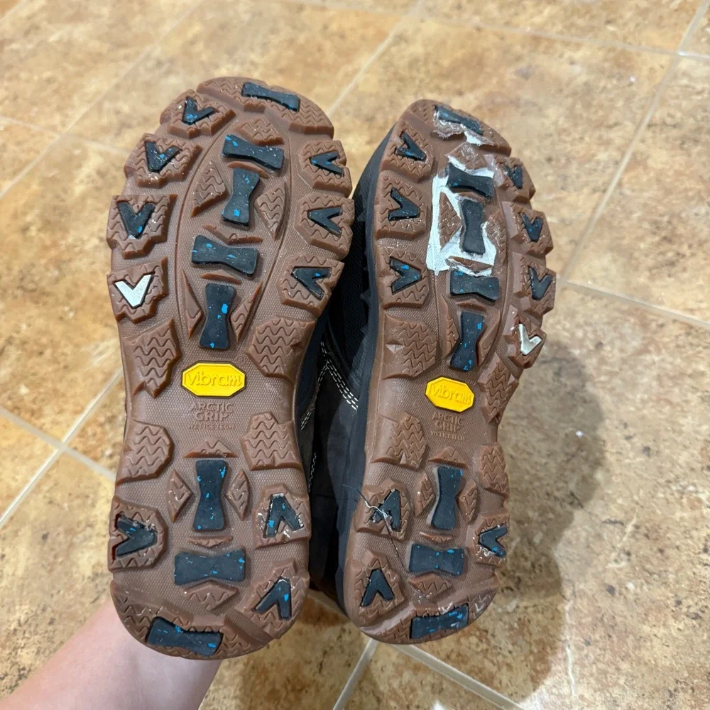 LL Bean Storm Chaser Tek 2.5 Slip On‎ Leather Duck Shoes Vibram Arctic Grip 7